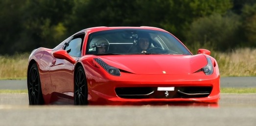 Expérience pilotage Ferrari sur route