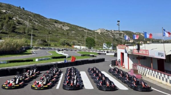 photo de leur site POUR PRODUIT Circuit de karting Le Rove, prĂšs de Marseille